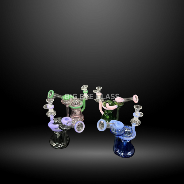 7.5" Vivid Vapors Water Pipe Rig (ES 23581)